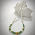 שרשרת פנינים ואמרלד-מלכותית